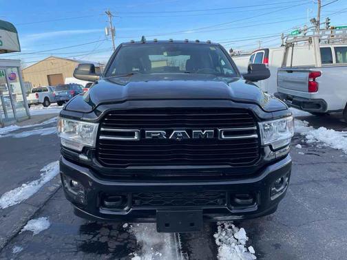 2020 RAM 2500 Big Horn Crew Cab 4x4 6'4' Box