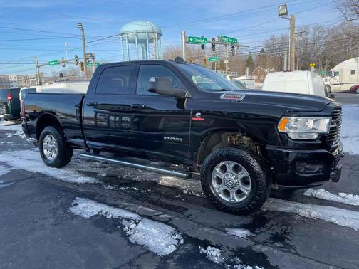 2020 RAM 2500 Big Horn Crew Cab 4x4 6'4' Box