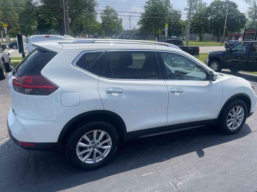 Glacier White 2019 Nissan Rogue S