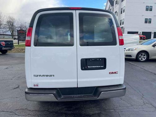 2019 GMC Savana 2500 Work Van