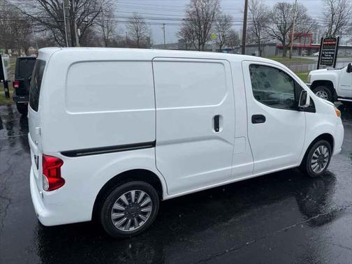 2020 Nissan NV200 SV