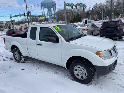2015 Nissan Frontier S