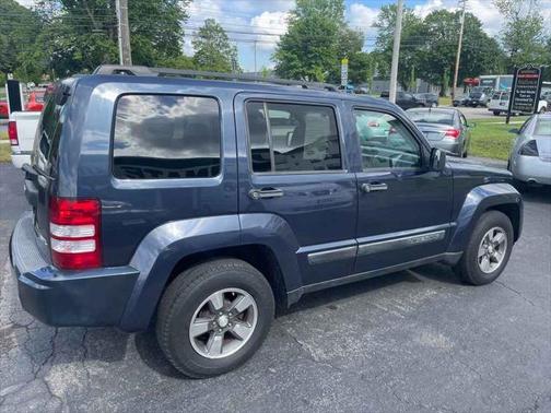 2008 Jeep Liberty Sport