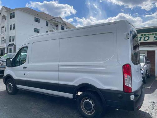 Oxford White 2017 Ford Transit-250 Base