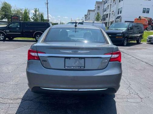 2012 Chrysler 200 Touring