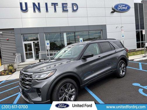 Carbonized Gray Metallic 2026 Ford Explorer Active