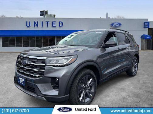 Carbonized Gray Metallic 2026 Ford Explorer Active