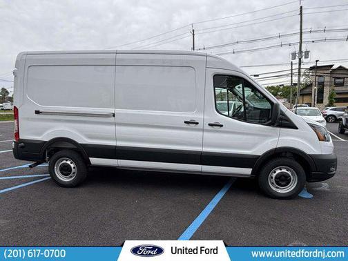 OXFORD WHITE 2026 Ford Transit-250 Base