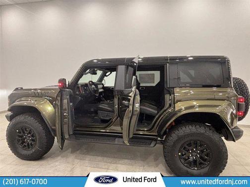 SHELTER GREEN METALLIC 2026 Ford Bronco Raptor