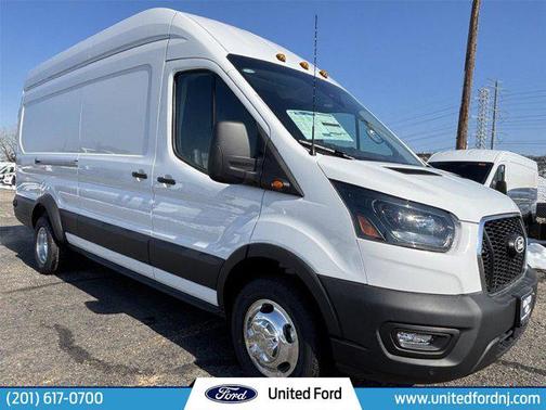 Oxford White 2026 Ford Transit-350 Base