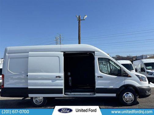 Oxford White 2026 Ford Transit-350 Base