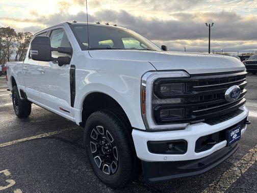 2025 Ford F-350 Platinum
