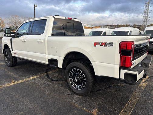 2025 Ford F-350 Platinum