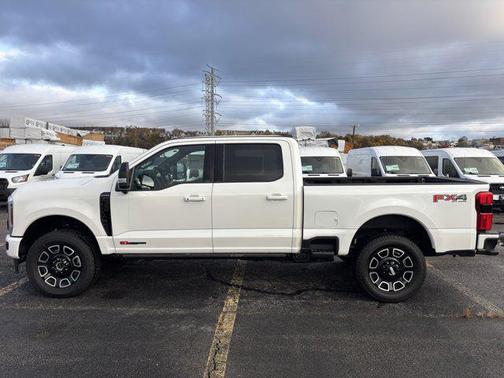 2025 Ford F-350 Platinum