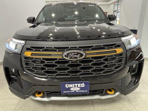 Agate Black Metallic 2026 Ford Explorer Tremor