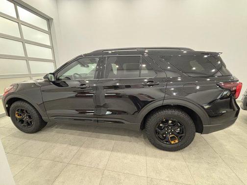 Agate Black Metallic 2026 Ford Explorer Tremor