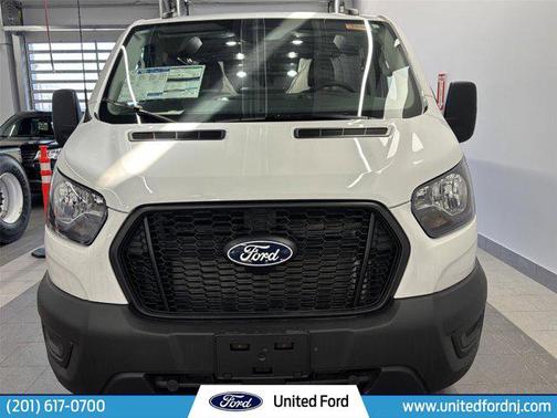 Oxford White 2026 Ford Transit-250 Base