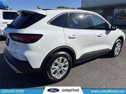 oxford white 2026 Ford Escape Active