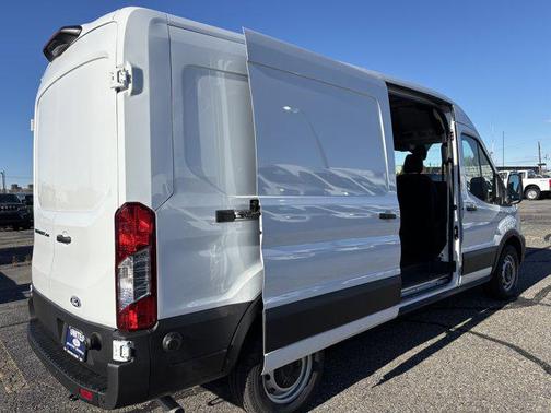 Oxford White 2026 Ford Transit-250 Base