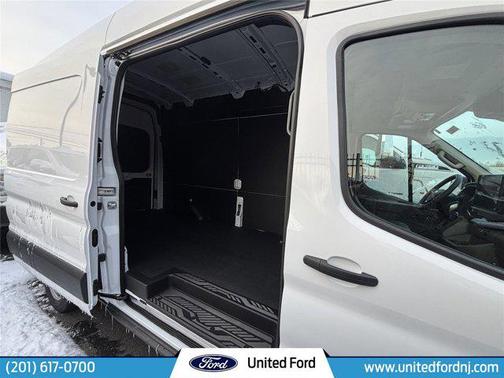 OXFORD WHITE 2026 Ford Transit-350 Base