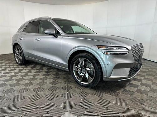 2023 Genesis Electrified GV70 Advanced AWD