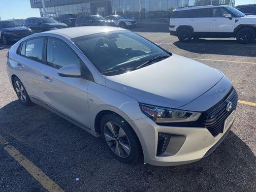 2019 Hyundai IONIQ Plug-In Hybrid Base