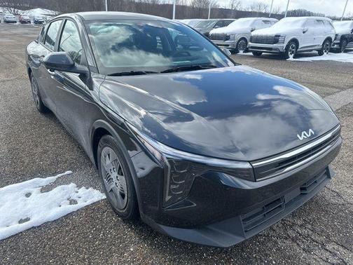 2025 Kia K4 LX