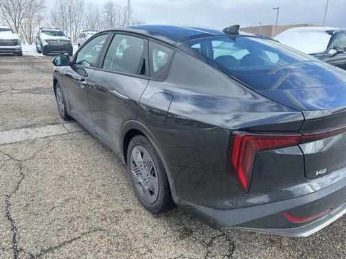 2025 Kia K4 LX