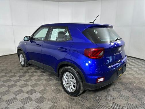 2025 Hyundai VENUE SE