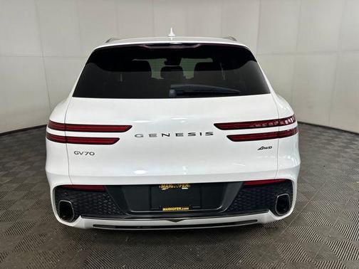 2022 Genesis GV70 2.5T AWD