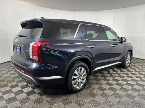 2023 Hyundai PALISADE SE