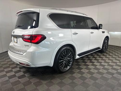 2022 INFINITI QX80 PREMIUM SELECT