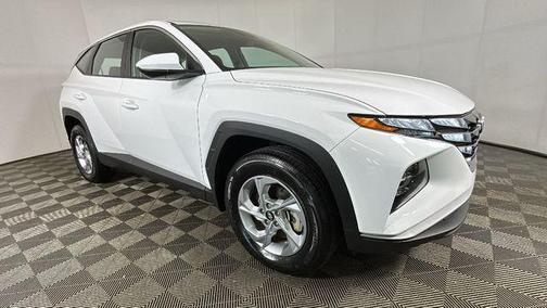 Serenity White Pearl 2023 Hyundai TUCSON SE