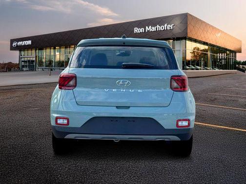 2026 Hyundai VENUE SE