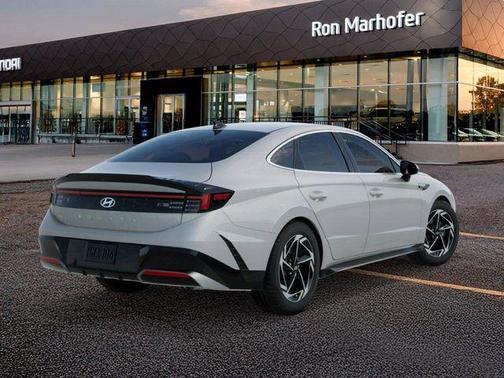 2026 Hyundai SONATA SEL