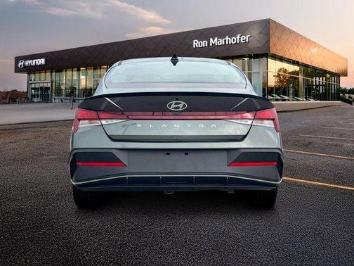 2025 Hyundai ELANTRA Sport