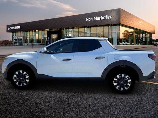 Atlas White 2026 Hyundai SANTA CRUZ SEL Activity