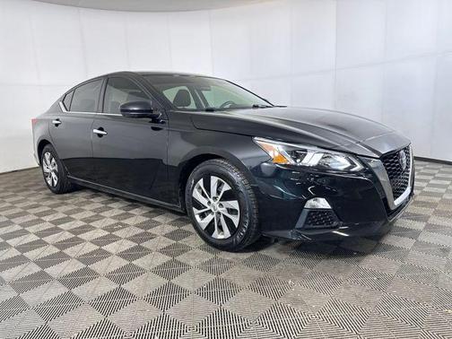 2020 Nissan Altima S FWD