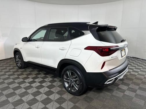2023 Kia Seltos S
