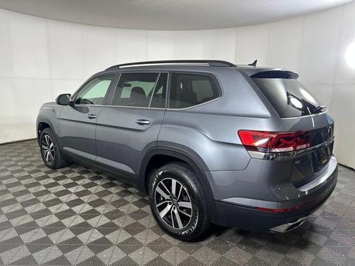 2023 Volkswagen Atlas 2.0T SE