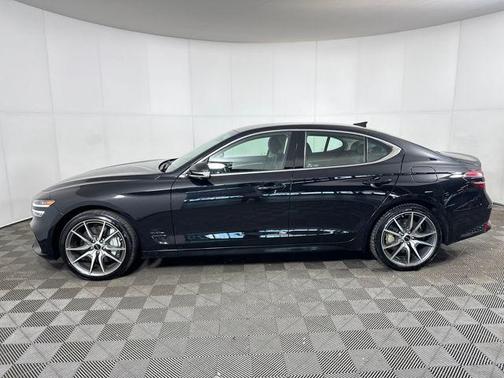 2025 Genesis G70 2.5T AWD