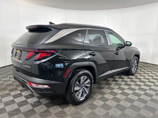 2024 Hyundai TUCSON Hybrid Blue