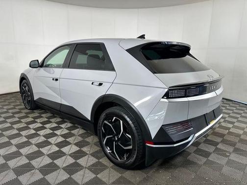 2023 Hyundai IONIQ 5 SE