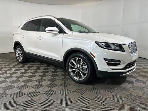 2019 Lincoln MKC Select
