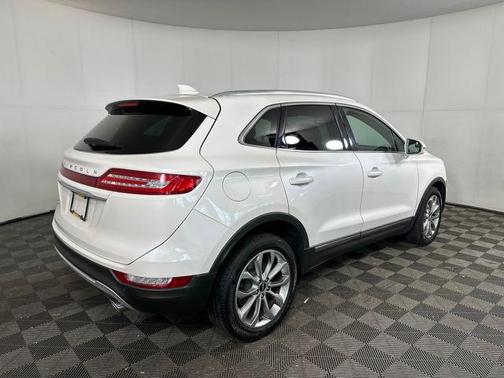 2019 Lincoln MKC Select