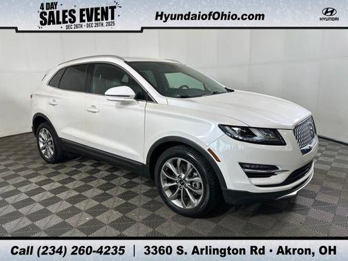2019 Lincoln MKC Select