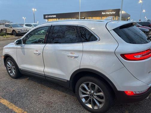 2019 Lincoln MKC Select