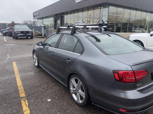 2016 Volkswagen Jetta 2.0T GLI SE