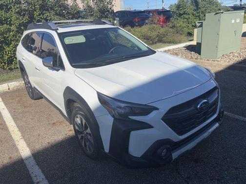 2025 Subaru Outback Touring XT