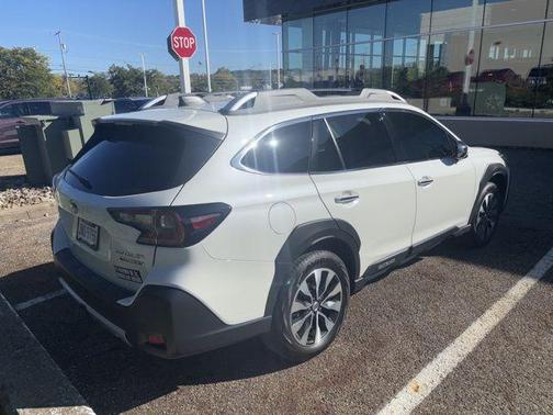 2025 Subaru Outback Touring XT